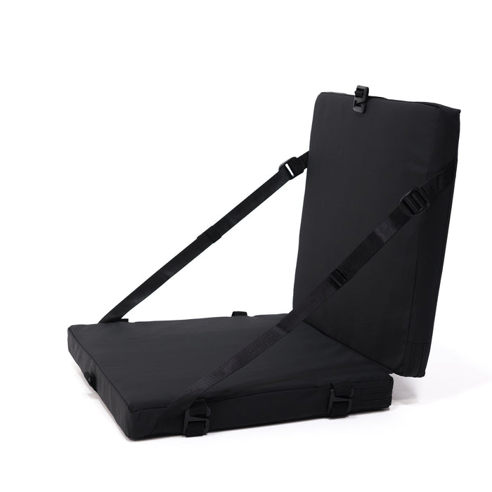 CACHE The Lounger Chair