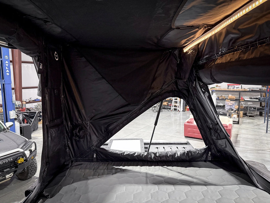 Freespirit Recreation Evolution XL Rooftop Tent