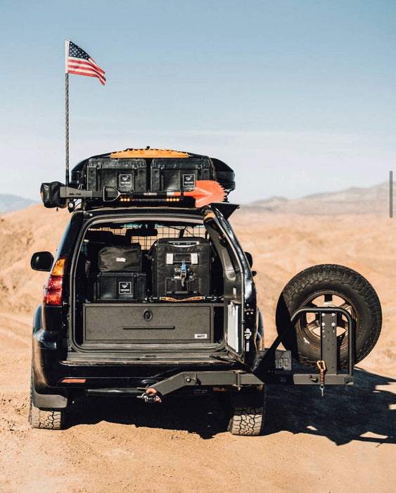 RIG'd UltraSwing™ Multi-Fit Spare Tire Hitch Mount