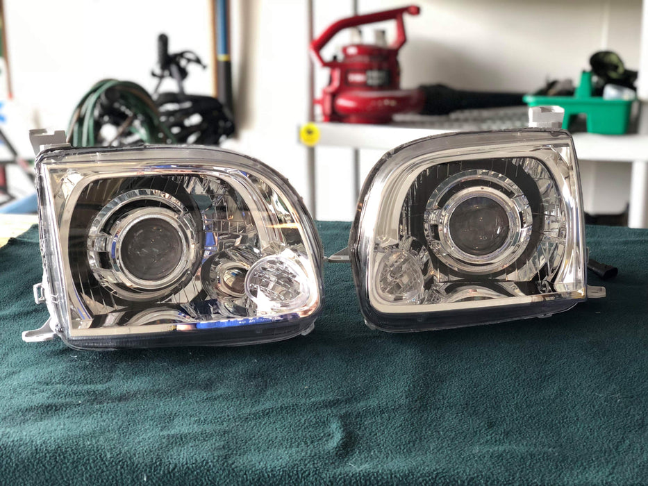 SRQ Fab LED Retrofit Headlights - Colorchange Halos For Tundra (2005-2006)