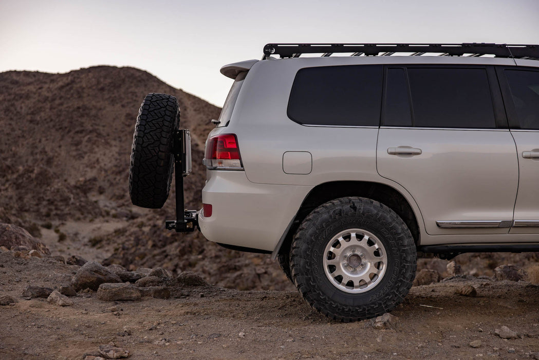 RIG'd Off-Set HitchingPost®