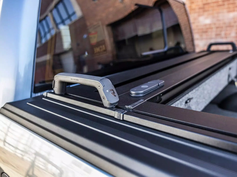 RetraxPro FRC-4000 Retractable Bed Cover For Tundra (2007-Current)