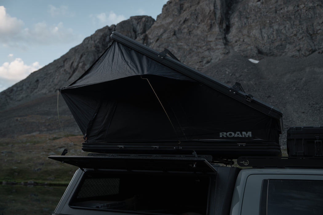 roam adventure tent Roam Adventure Co Desperado Hardshell Rooftop Tent