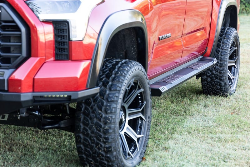 Rough Country HD2 Aluminum Running Boards For Tundra (2022-Current)