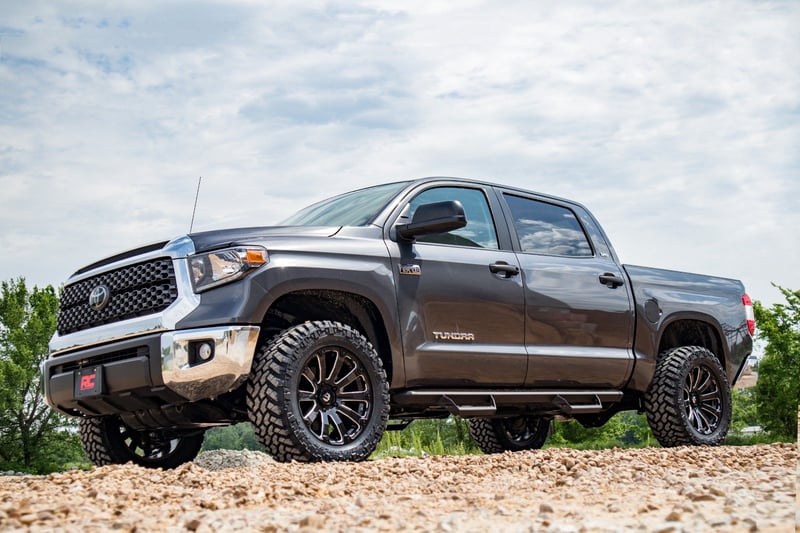 Rough Country M1 Adjustable Leveling Struts For Tundra (2007-2021)