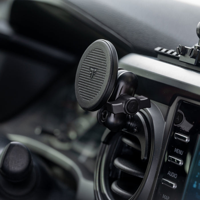 Tackform LINK™ Vent Mount Bracket With MagSafe Phone Holder for Tundra (2014-2021)