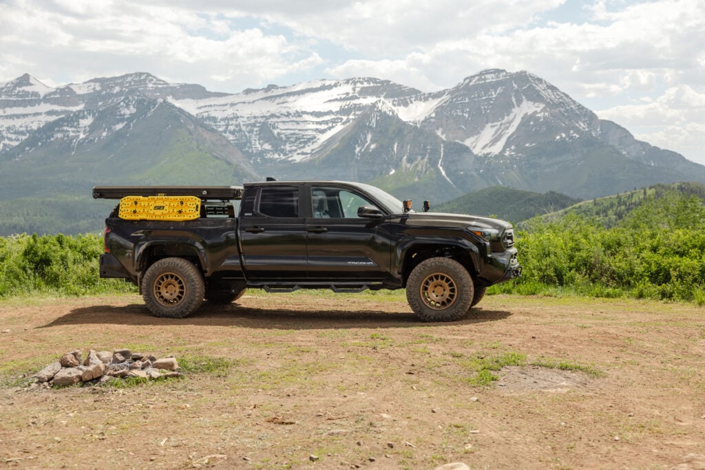 Smittybilt Aluminum Pop-Up RTT