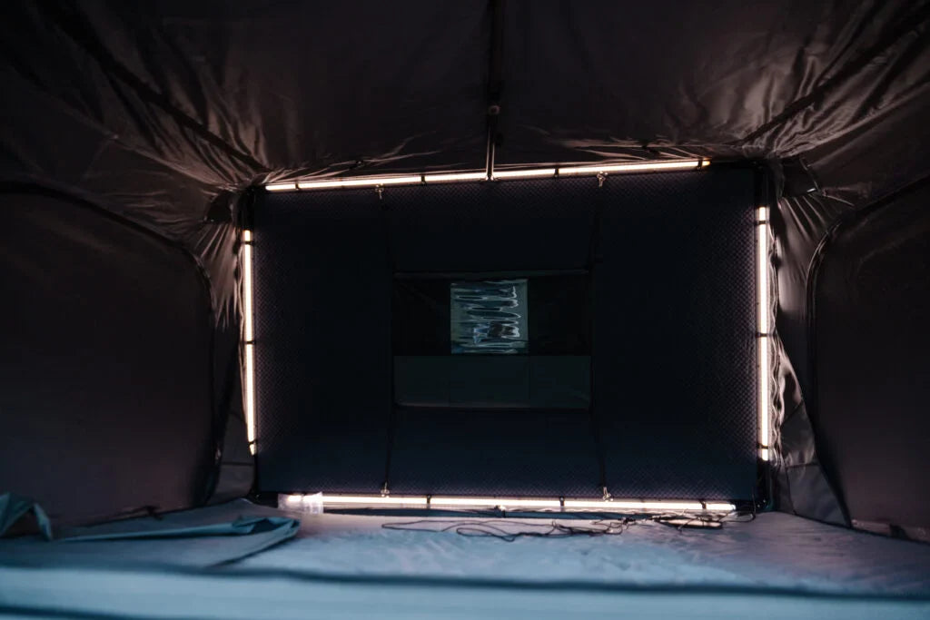 Smittybilt Aluminum Side Opening RTT