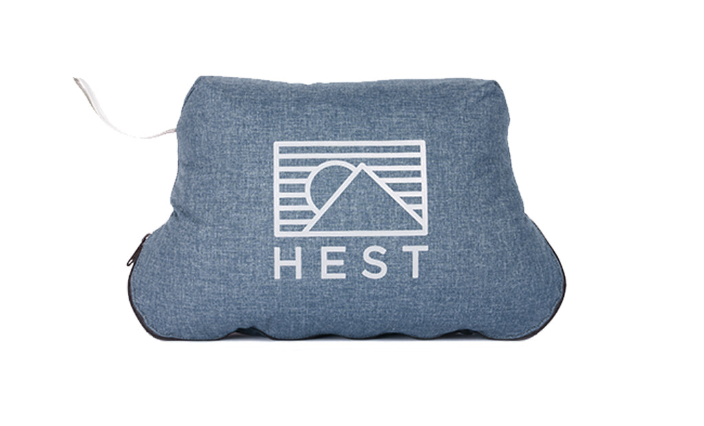 Hest Camp Pillow
