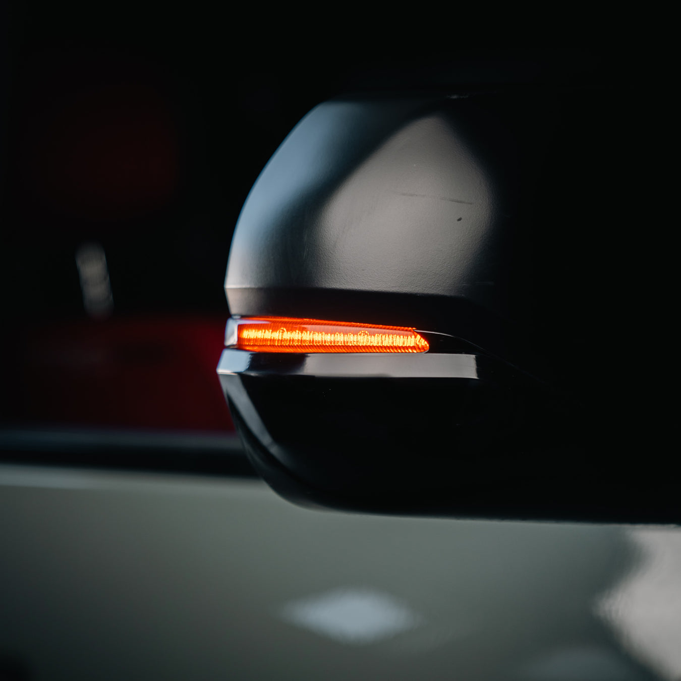 Toyota Tundra Turn Signals (2000-2026)