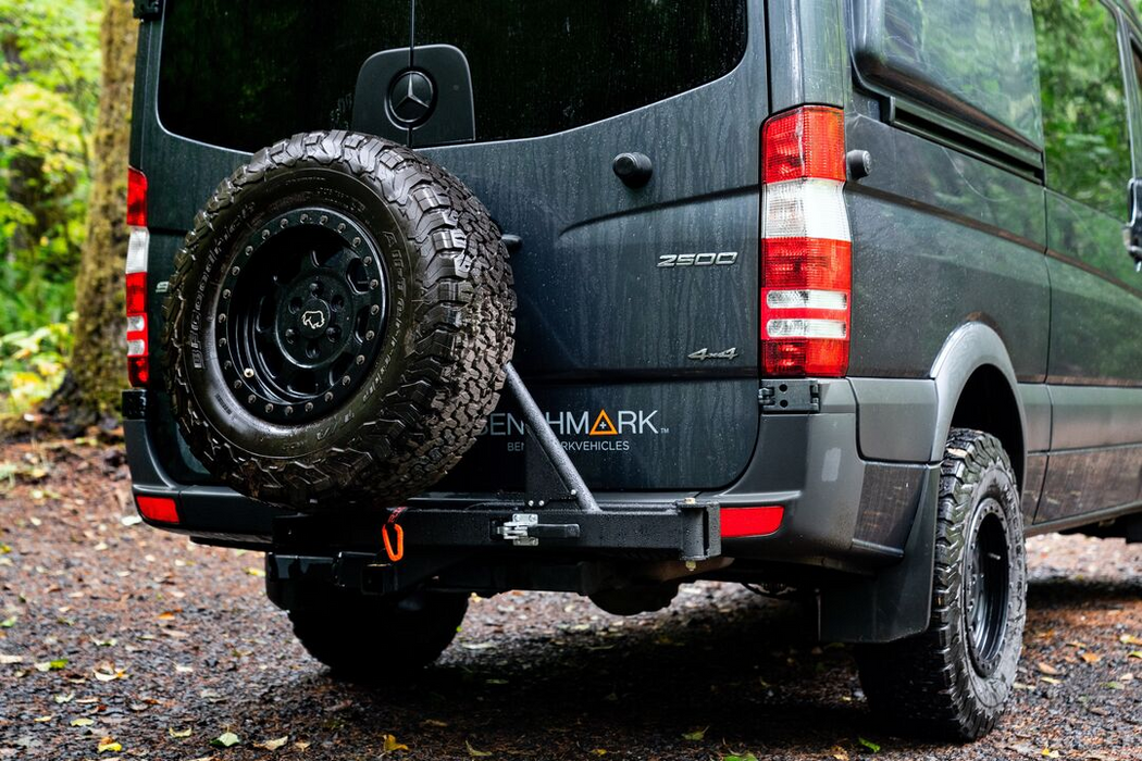 RIG'd UltraSwing® Mega-Fit Spare Tire Hitch Mount