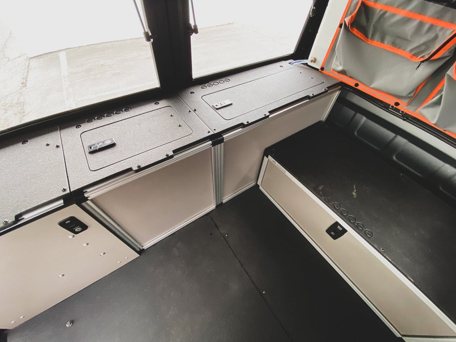 Goose Gear Alu-Cabin Canopy Camper Middle 6'5" Bed For Tundra (2022-Current)