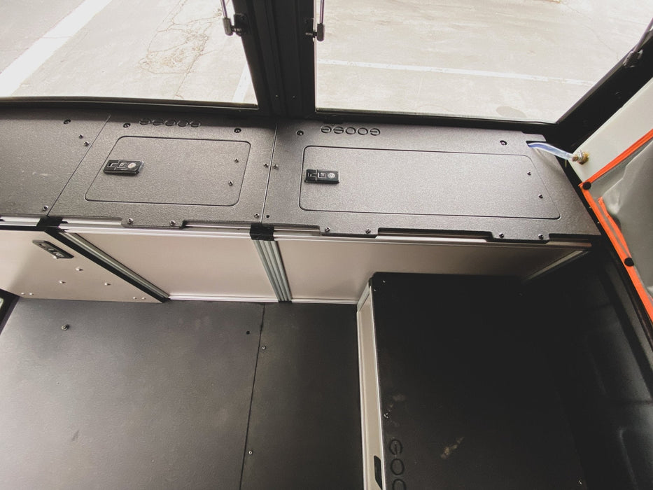 Goose Gear Alu-Cabin Canopy Camper Middle 6'5" Bed For Tundra (2022-Current)