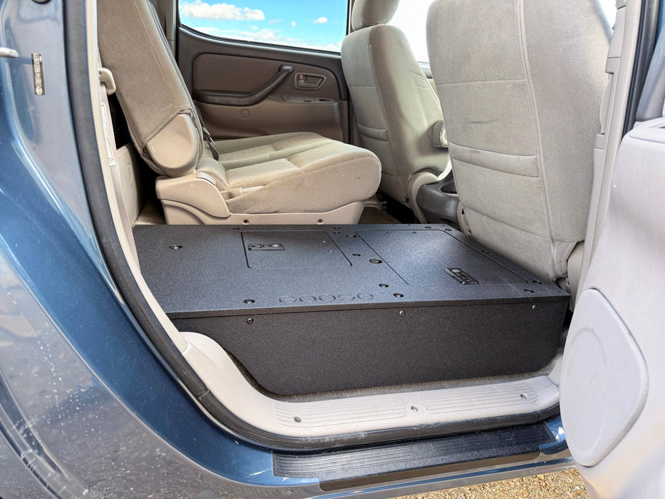 Goose Gear Double Cab Second Row Seat Delete Plate System For Tundra (2000-2006)